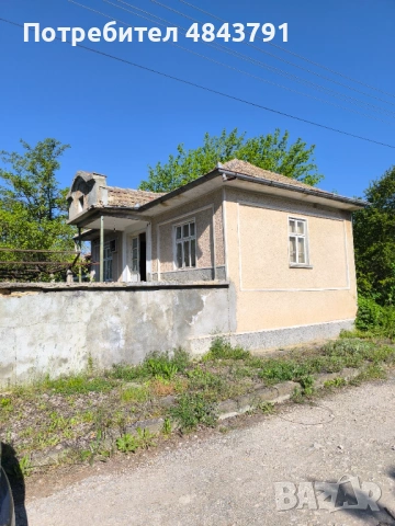 Къща за ремонт в село Ягнило община Ветрино