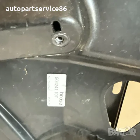 Преден десен механизъм за стъклоповдигач за Volvo XC60 2.4 TDI (2011) 30753328 OEM, снимка 2 - Части - 55655572