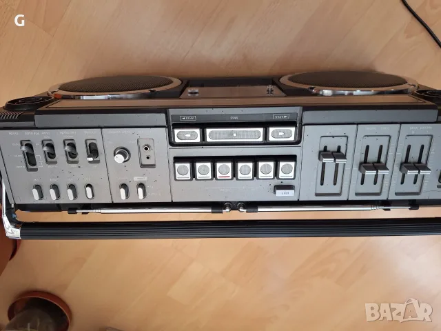 Стерео радиокасетофон Sharp GF-9191HB. Като нов., снимка 14 - Радиокасетофони, транзистори - 54899050