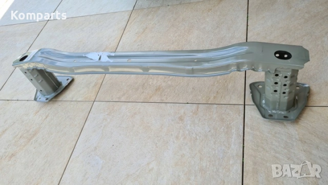 Оригинална греда за задна броня за COROLLA HATCHBACK E21 19- NEW CONDITION 52023-02270
