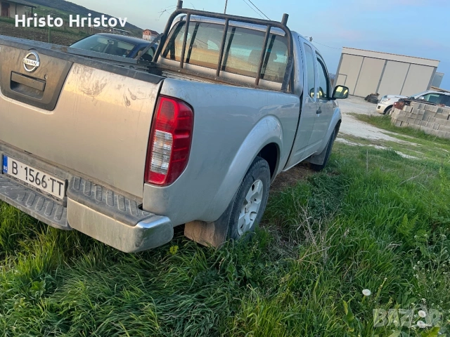 Нисан Навара 2.5 2 броя, снимка 9 - Автомобили и джипове - 54443269