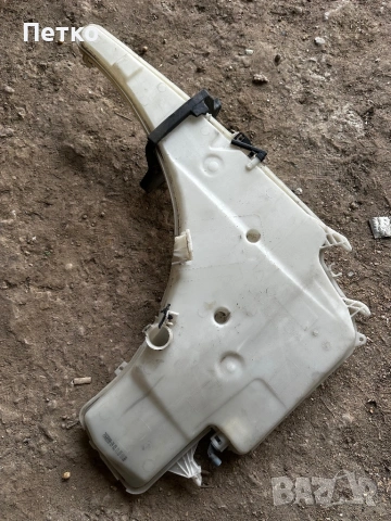 Казанче с помпички БМВ е90,е87