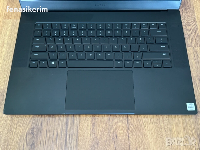 15.6' 300Hz Core i7-10875H Razer Blade Advanced 32GB DDR4/512GB NVMe/Nvidia RTX 2080 Super Max-Q 8GB, снимка 9 - Лаптопи за игри - 54781700