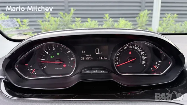 Peugeot 208 1.2 active, снимка 12 - Автомобили и джипове - 55365226