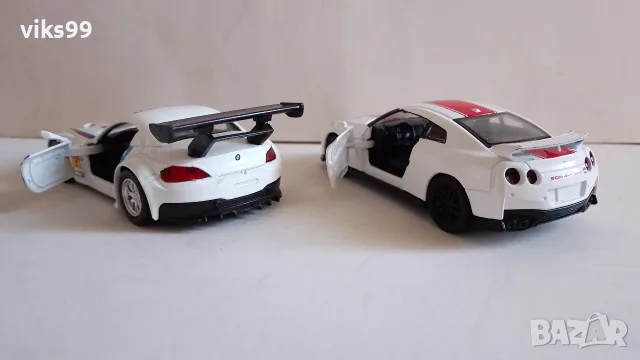 Nissan GT-R (R35) и BMW Z4 GT3 Msz , снимка 3 - Колекции - 55664692
