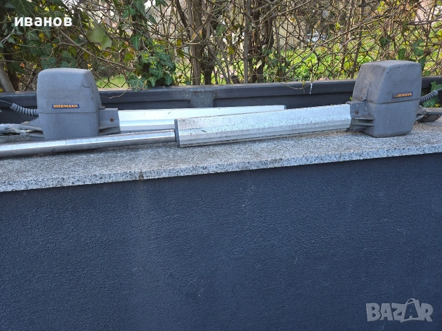 автоматика хьорман, снимка 2 - Гаражни врати - 54117778