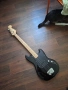 Бас китара Squier Bronco , снимка 1