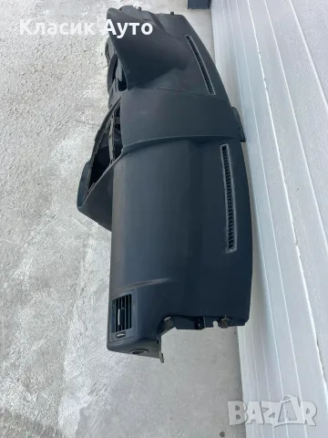 Арматурно табло Mercedes B-класа , снимка 2 - Части - 55393694