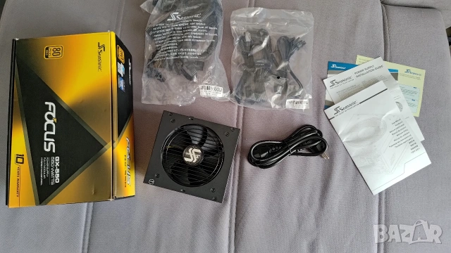 Захванване Seasonic Focus GX-550, снимка 4 - Захранвания и кутии - 54450400