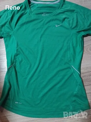 Спортна тениска Nike