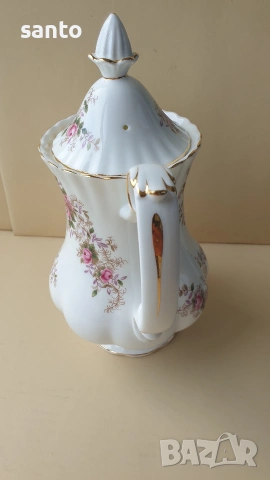 Royal Albert-Лавандулова Роза., снимка 6 - Антикварни и старинни предмети - 54661519