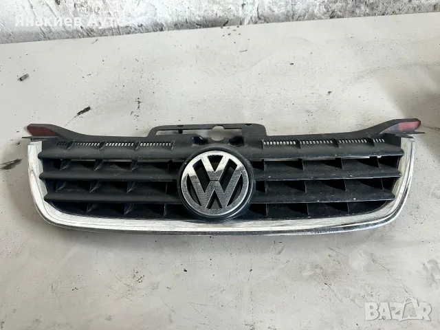Предна решетка за VW Touran