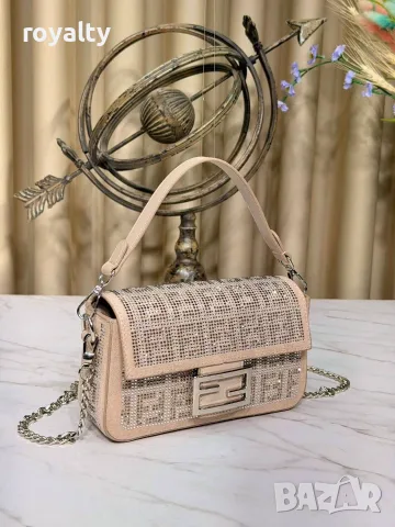 Fendi Нова Дамска Чанта Различни Цветове , снимка 9 - Чанти - 55316949