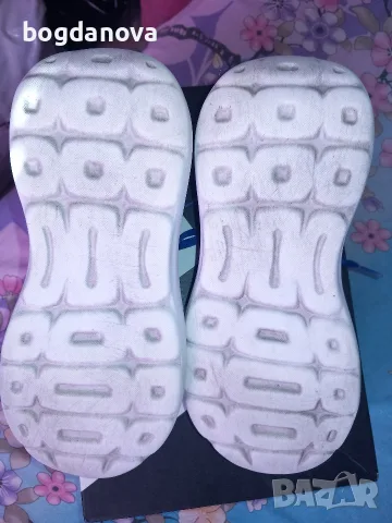 Маратонки Adidas Cloudfoam, 38 2/3, 22,5 см, снимка 8 - Детски маратонки - 55420498