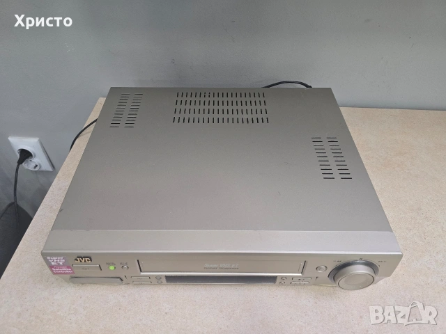 📼 JVC HR-S7700 📼🔊 S-VHS hi-fi stereo, снимка 3 - Плейъри, домашно кино, прожектори - 54912123
