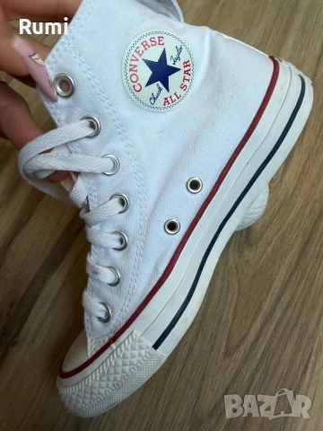 Оригинални чисто бели високи Кецове Converse ! 36 н