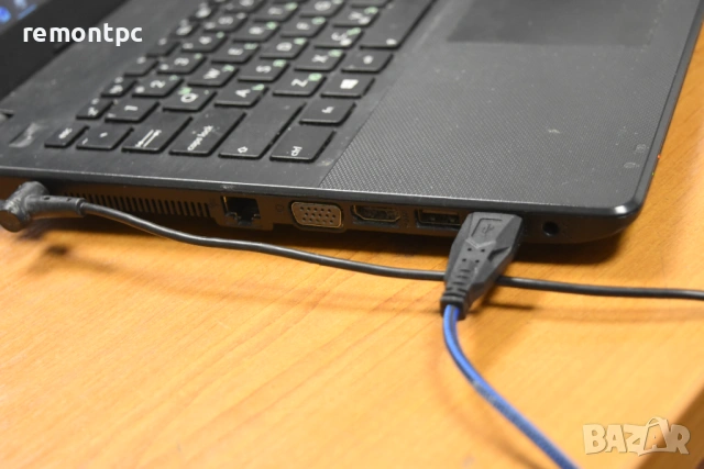 15.6 инчов лаптоп Asus X551C за 20 евро - 4 ГБ ДДР3 / Celeron / 500 GB HDD адаптер, снимка 8 - Лаптопи за дома - 54136681