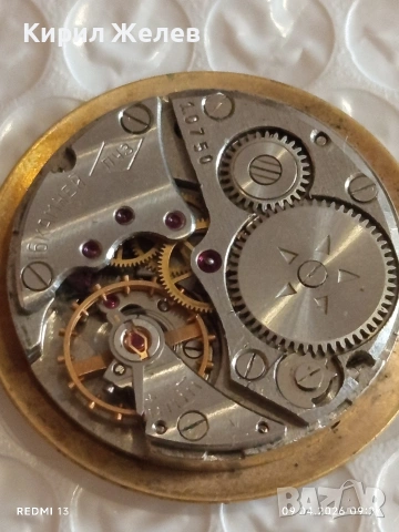 Лот 3 броя стари механизми с циферблат СССР за части КОЛЕКЦИЯ 29237, снимка 9 - Антикварни и старинни предмети - 54142712
