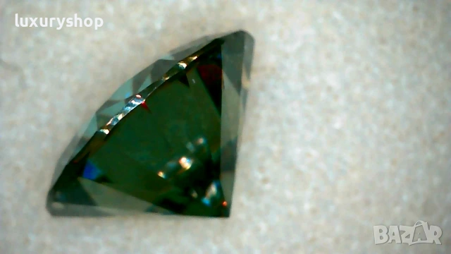 Диамант, Moissanite Brilliance, зелен със сертификат, гравиран номер на камъка - 35 евро - 1 карат, снимка 9 - Бижутерийни комплекти - 55082794