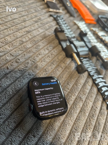 Apple Watch 9, 45mm GPS + LTE (Cellular), снимка 3 - Смарт часовници - 54772947