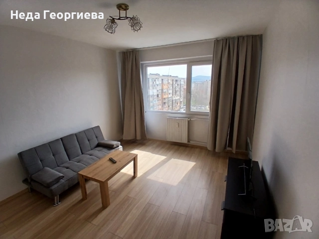 Отдава се двустаен апартамент с тераса, гр. Перник