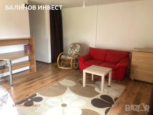 Едноетажна къща с двор в гр.Суворово, снимка 3 - Къщи - 55176161