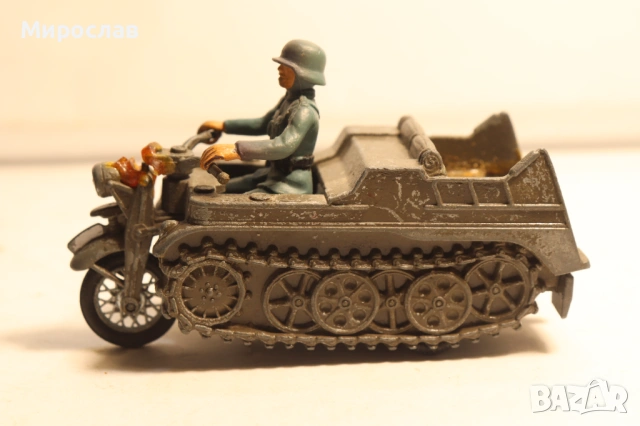 1:32?? Britains Deetail WW2 Kettenkrad ВОЕНЕН МОДЕЛ ВОЙНИК