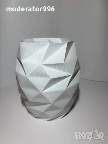 Декоративна пластмасова ваза, снимка 2 - Декорация за дома - 54304379
