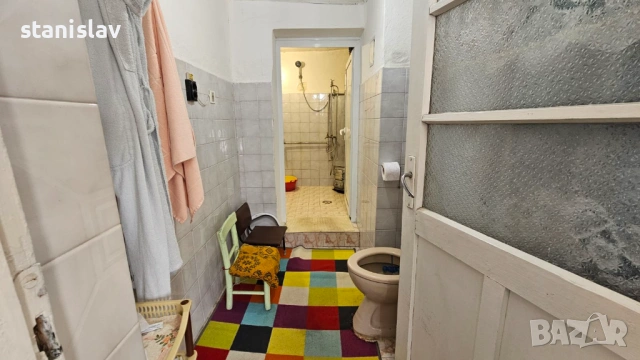 Продавам поддържана къща 118 кв.м. с гараж и вътрешен санитарен възел , снимка 6 - Къщи - 54408725