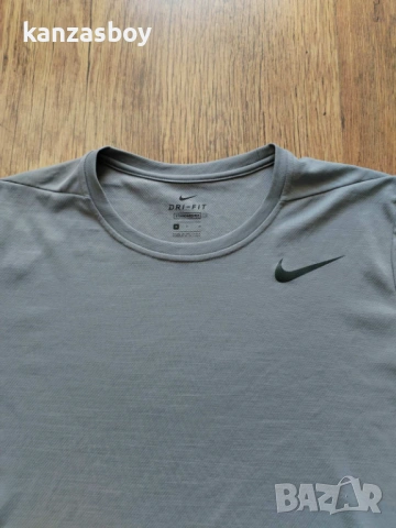 nike dri fit - страхотна мъжка тениска M, снимка 2 - Тениски - 54905040