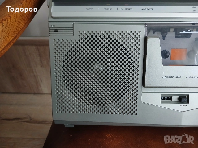 Aiwa Tpr 901 E ретро радиокасетофон , снимка 2 - Радиокасетофони, транзистори - 54353546