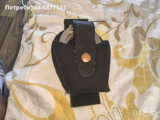 Белезници комплект, снимка 2 - Екипировка - 55177449