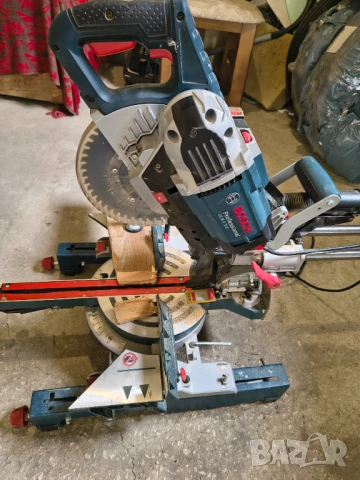BOSCH profesional , снимка 2 - Триони и циркуляри - 54490330