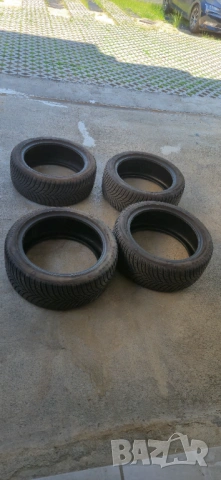 4 бр. Зимни гуми Firestone Winterhawk 4 - 245/45 R19 102V XL (DOT 2225), снимка 7 - Гуми и джанти - 54896324