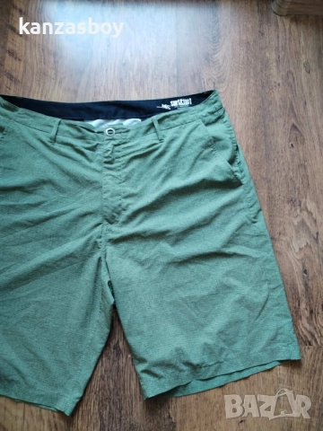 volcom surf and turf hybrid shorts - страхотни мъжки панталони 2XL, снимка 5 - Спортни дрехи, екипи - 54932820