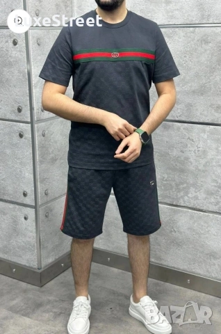 Gucci 🫟Moncler 🫟 Dsquared2 🫟Мъжки Комплекти, снимка 3 - Спортни дрехи, екипи - 55072360