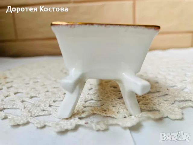 ROYAL ALBERT малка порцеланова количка от Англия с декор рози, снимка 5 - Антикварни и старинни предмети - 55388218