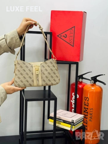 Guess ⚜️Дамски Чанти , снимка 7 - Чанти - 54335960