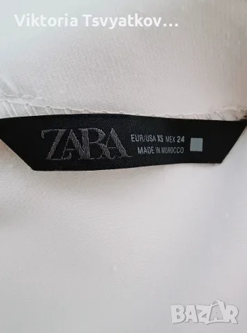Елегантна бежова рокля Zara (S/XS) – стилна и оформяща силуета, снимка 3 - Рокли - 55365079