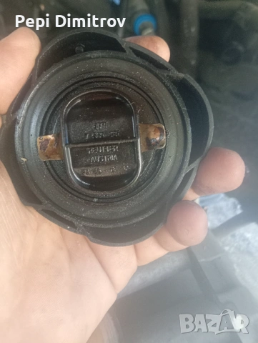 капачката на маслото 7560481 за BMW 1 Серия E81 E82 E87 E88