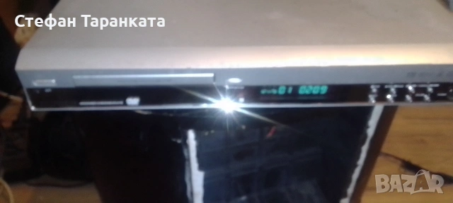 усилвател със радио тунер Hitachi DVD player , снимка 2 - Ресийвъри, усилватели, смесителни пултове - 54445794