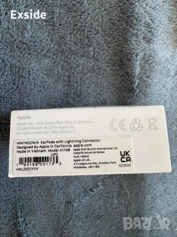 Продавам слушалки Apple EarPods с Lightning Connector, снимка 2 - Слушалки, hands-free - 55038137