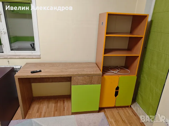Мебели - Детска стая Гардероб 2 Единични легла Ракла, Бюро, Етажерки, снимка 2 - Спални и легла - 55340384
