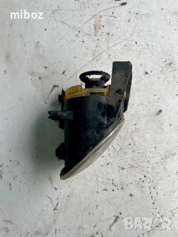 Халоген Фолксваген Пасат VW Passat b6, снимка 3 - Части - 54348983