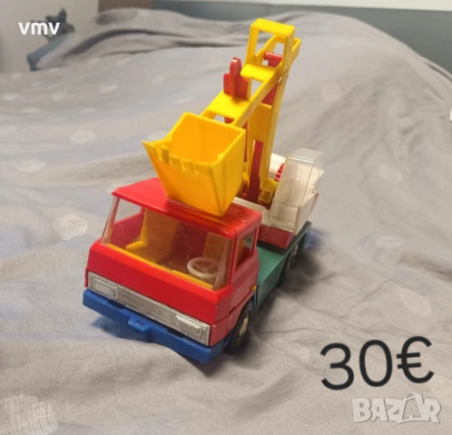 Стара соц играчка