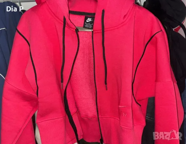 Nike air дамски М размер суичър