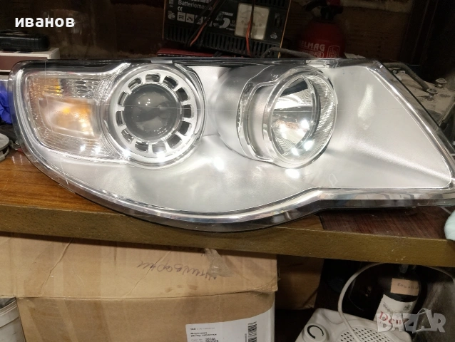 Фар десен VW Touareg 7L фейслифт – като нов – Hella без ксенон, снимка 3 - Части - 54051032