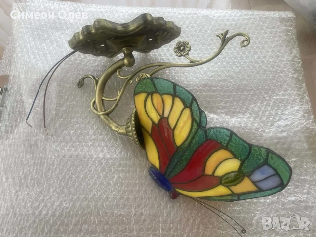 Продавам аплици за стена. Стъклени, стил тифани., снимка 2 - Лампи за стена - 54312681