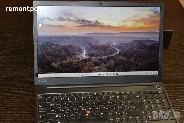 Lenovo ThinkPad E15 15.6 инчов лаптоп с DDR4 / NVME / Батерия и зарядно, снимка 4 - Лаптопи за работа - 55121066