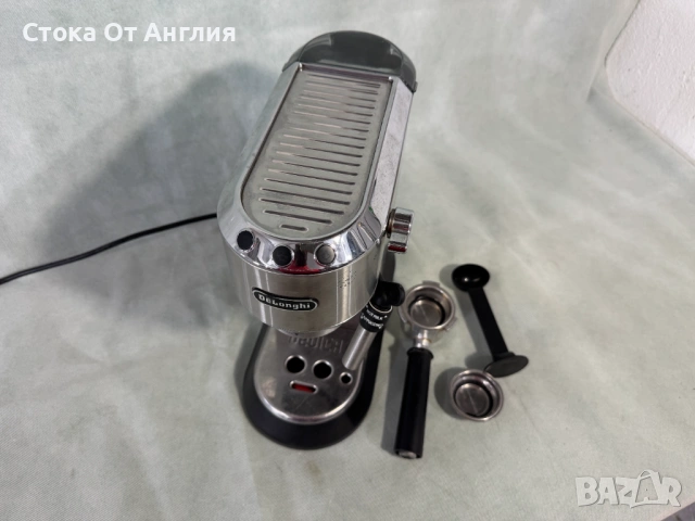 Кафемашина DeLonghi - EC685.M Dedica, 15 bar, 1.1 л, снимка 2 - Кафемашини - 48700339
